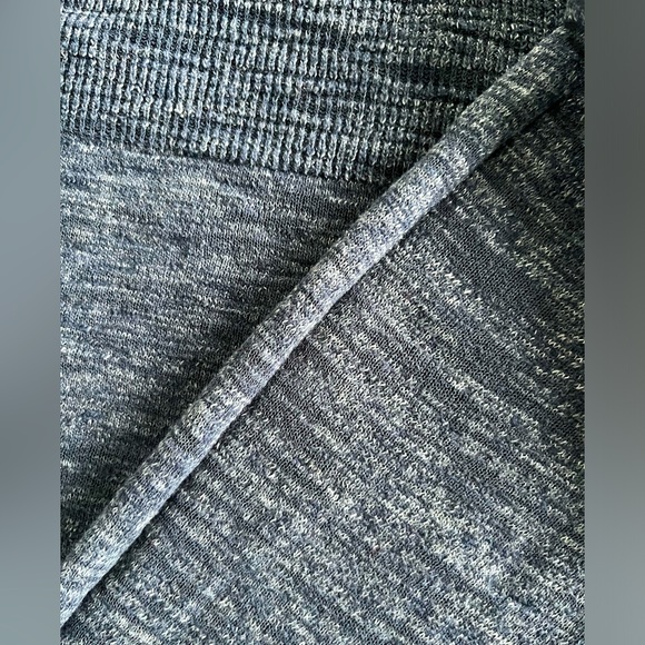 Armani Exchange, Heathered Blue Sweater, Size Large - Picture 10 of 11